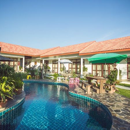 Hotel Tree Roots Retreat Rayong Exterior foto