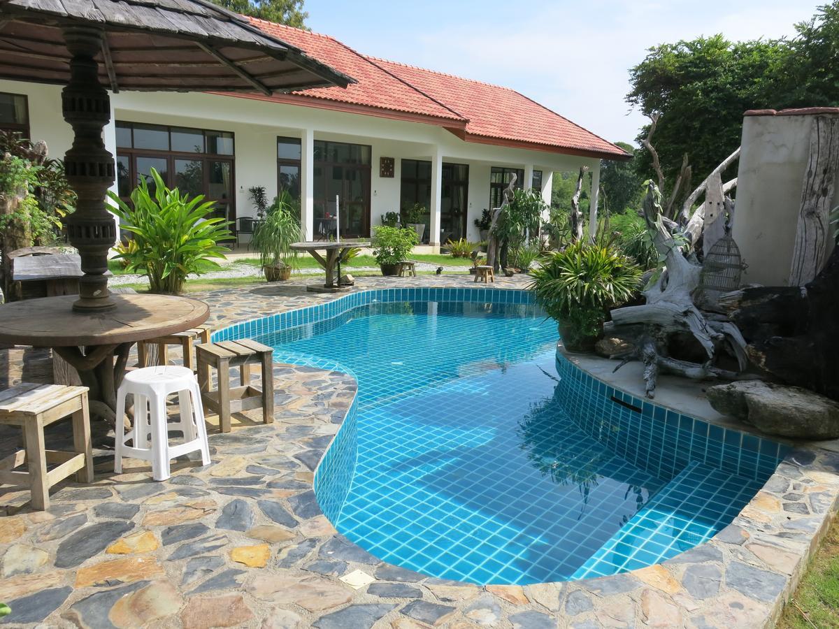 Hotel Tree Roots Retreat Rayong Exterior foto